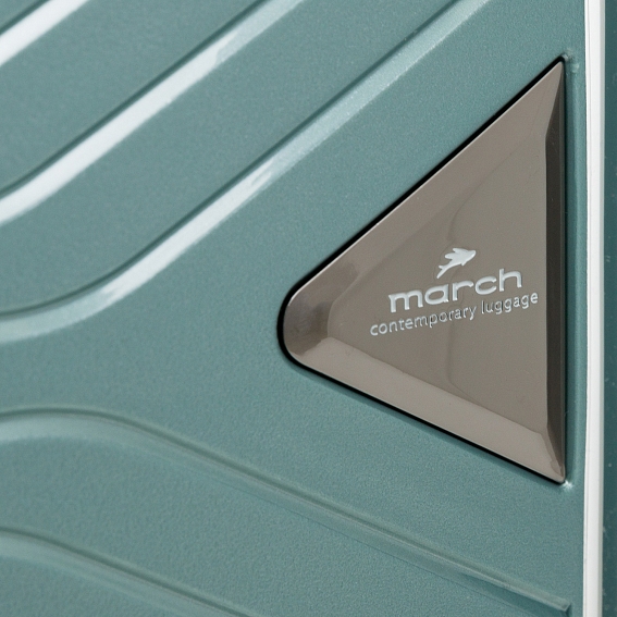 Чемодан March M1200*52 Gotthard Metallic Spinner 55