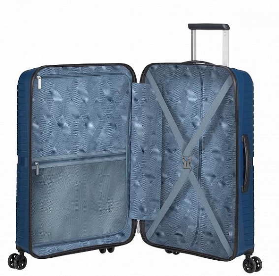 Чемодан American Tourister 88G*002 Airconic Spinner 67