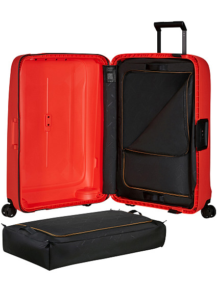 Чемодан Samsonite KM0*002 Essens Spinner