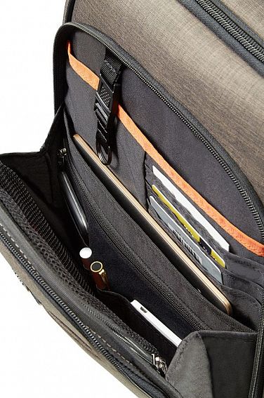 Рюкзак для ноутбука Samsonite 51D*006 Pro-DLX 4 SP Laptop Backpack M 14.1