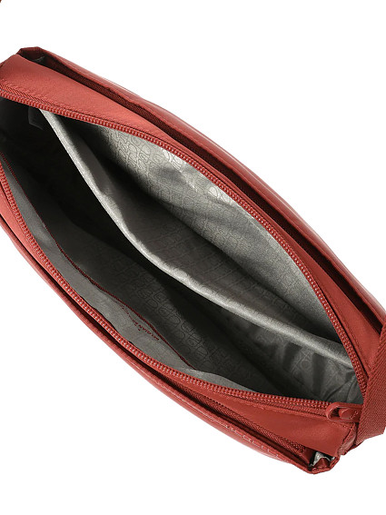 Молодежная сумка Hedgren HIC176M Inner City Eye M RFID