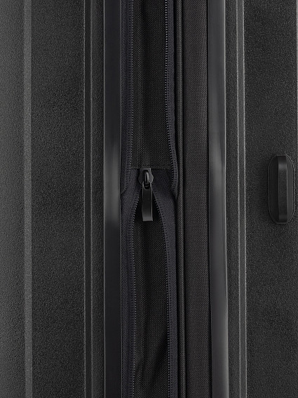 Чемодан Robinzon RP2991-E Madeira Extra L