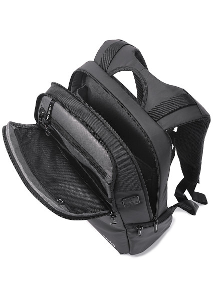 Рюкзак Hedgren HCOM04 Commute Tram Backpack 15,4 RFID