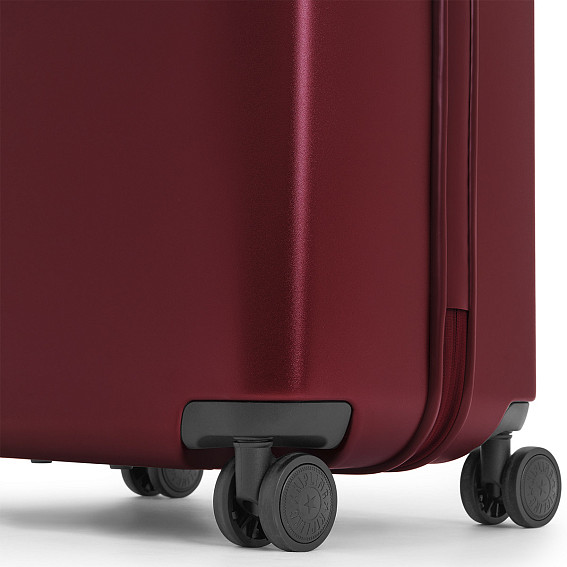 Чемодан Kipling KI5112U75 Curiosity M Medium Hardshell Spinner Suitcase