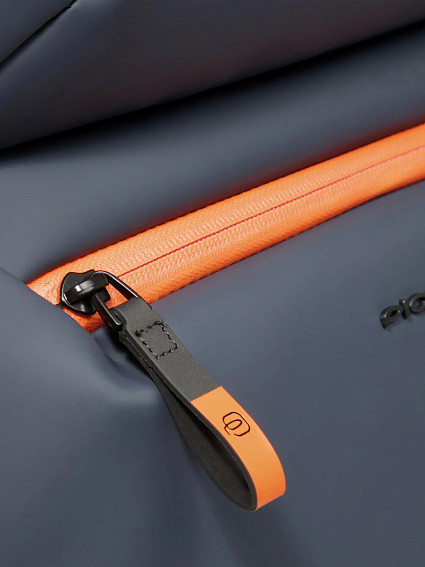 Чемодан Piquadro BV6377C2OW/BLU Corner 2.0