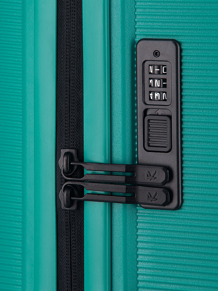 Чемодан Robinzon RP122-1 Santorini Basic M