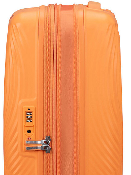 Чемодан American Tourister 66C*001 Mickey Magic Cabin luggage 55cm