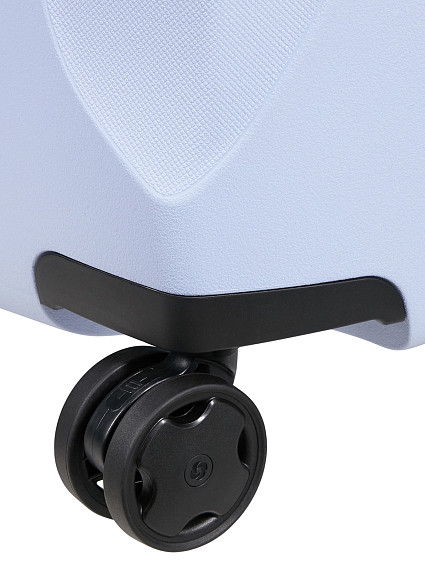 Чемодан Samsonite KM0*002 Essens Spinner