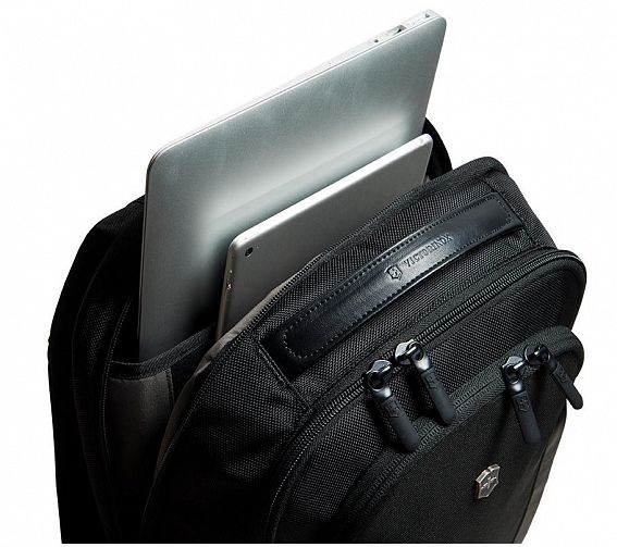 Рюкзак Victorinox 602151 Altmont Professional Compact Laptop Backpack