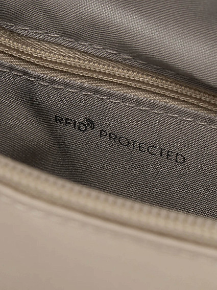 Молодежная сумка Hedgren HIC176M Inner City Eye M RFID