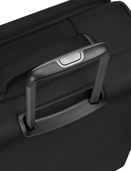 Чемодан Roncato 414651 Uno Soft 3.0 L exp.