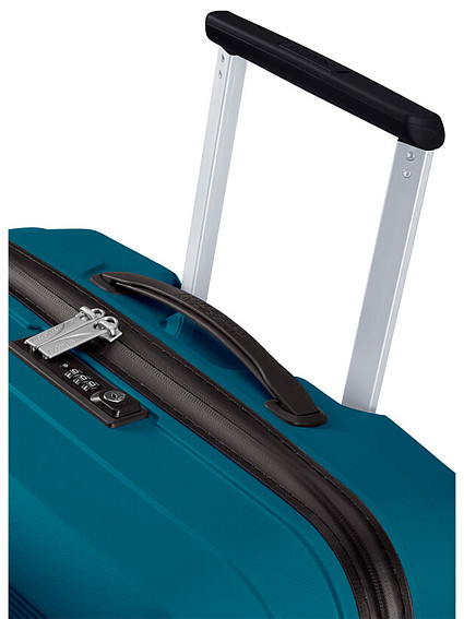 Чемодан American Tourister 88G*002 Airconic Spinner 67