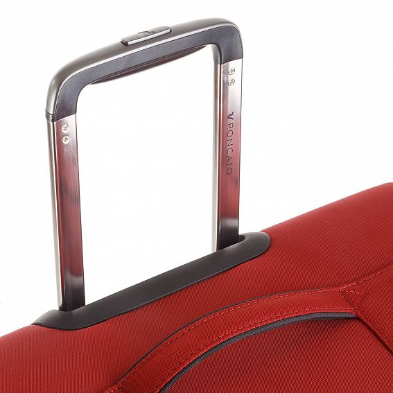 Чемодан Roncato 414432 Zero Gravity Trolley M 4w Exp