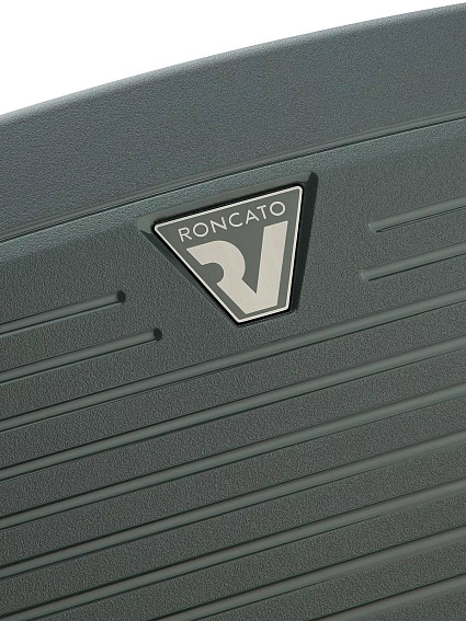 Чемодан Roncato 418402 Arcade Medium Spinner exp. M