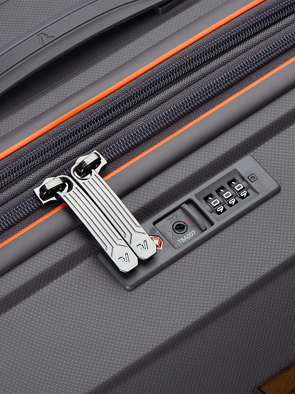 Чемодан Roncato 418183 B-Flying Move S exp.