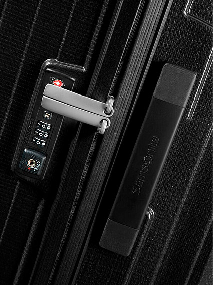 Чемодан Samsonite 42N*004 Lite-Box Spinner 81