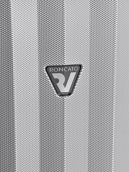 Чемодан Roncato 5452 Uno Zip Special M