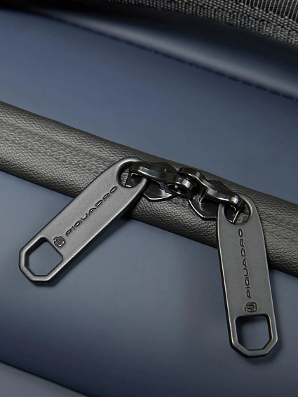 Чемодан Piquadro BV6377C2OW/BLU Corner 2.0