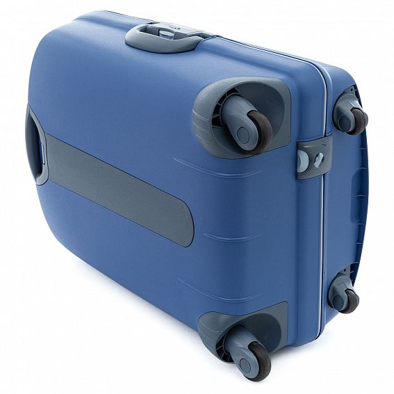 Чемодан Roncato 0672 Ghibli M