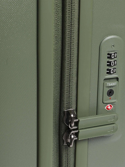 Чемодан Mandarina Duck SZV24 Logoduck+ Cabin Trolley exp Чемодан Mandarina Duck SZV24 Logoduck+ Cabin Trolley exp