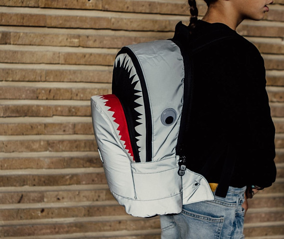 Рюкзак Pick & Pack PP965 Shark Shape Backpack M