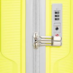 Чемоданы на колесах - купить в интернет-магазине Робинзон