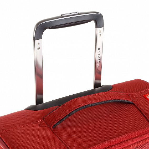 Чемодан Roncato 414433 Zero Gravity Trolley S 4w Exp