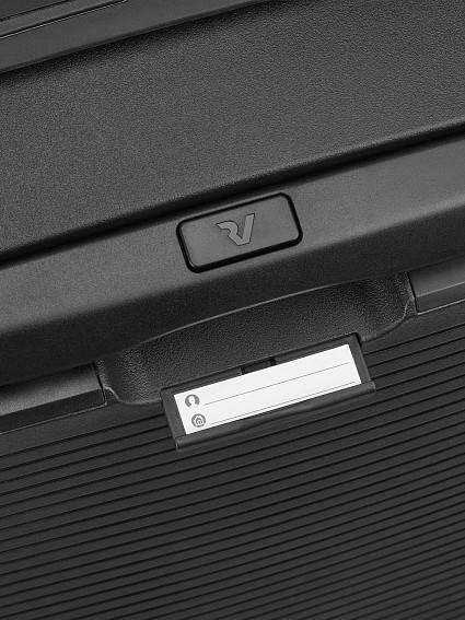 Чемодан Roncato 418412 Arcade DLX Medium Spinner exp. M