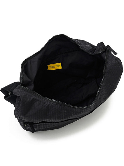 Сумка-хобо Mandarina Duck OXT03 Revival 2.0 Foldable Medium Crossbody Bag