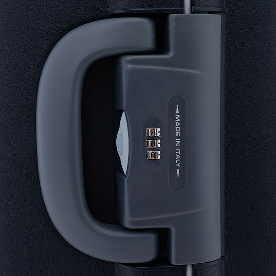 Чемодан Roncato 0672 Ghibli M