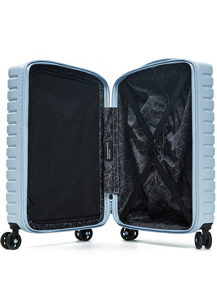 Чемодан Mandarina Duck KNV01 Flyduck cabin trolley