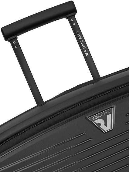 Чемодан Roncato 418411 Arcade DLX Large Spinner exp. L