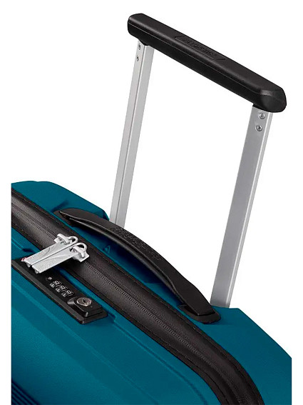 Чемодан American Tourister 88G*001 Airconic Spinner 55