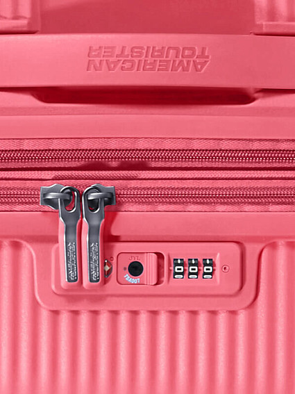 Чемодан American Tourister 32G*003 Soundbox Spinner 77 Exp