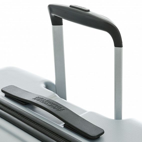 Чемодан American Tourister 67G*907 Hyperdash Spinner 78