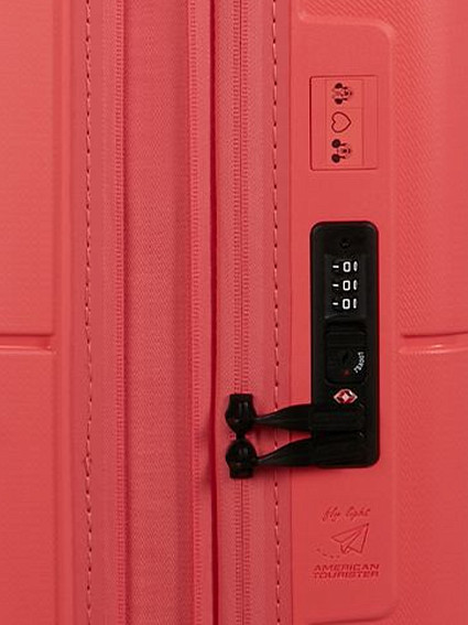 Чемодан American Tourister 63C*001 Dashpop Disney Cabin luggage 55cm