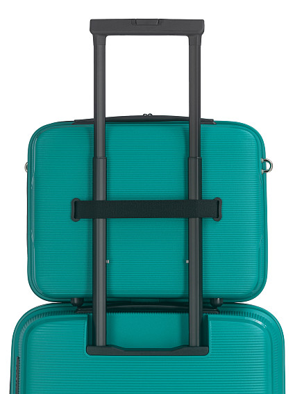 Чемодан и бьюти-кейс Robinzon RP125-1 Santorini Basic S+BC