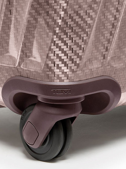 Чемодан Tumi 154202-4482 19 Degree Lite Medium Checked M