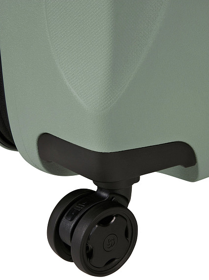 Чемодан Samsonite KM0*005 Essens Spinner exp 55