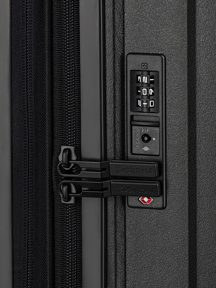 Чемодан Robinzon RP2992-E Madeira Extra M