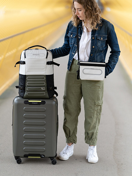 Чемодан Hedgren HCMBY01MEX Comby M Exp