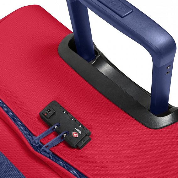 Чемодан Eastpak EK61L Tranverz S