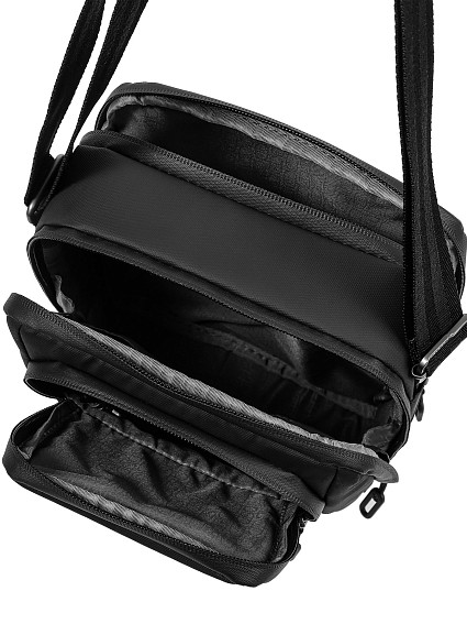 Сумка кросс-боди Hedgren HCMBP15 Comby Performance Relax M P RFID