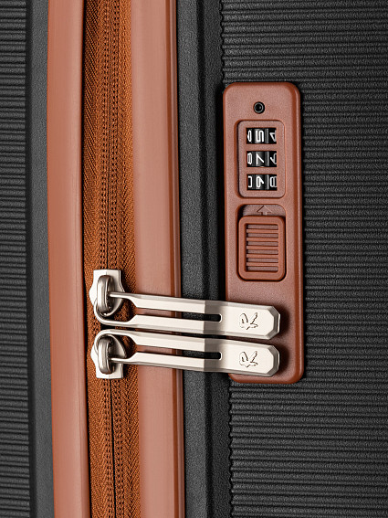 Чемодан Robinzon RP121-1 Santorini Basic L