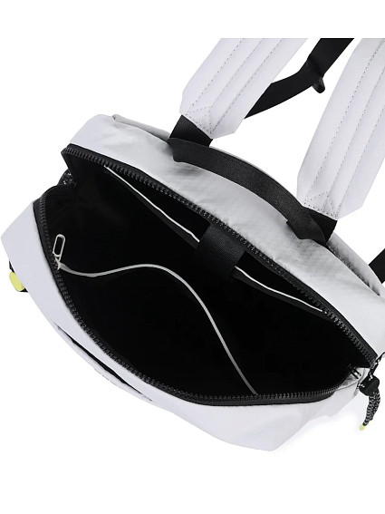Рюкзак Hedgren HSTG03 String Akira Backpack M